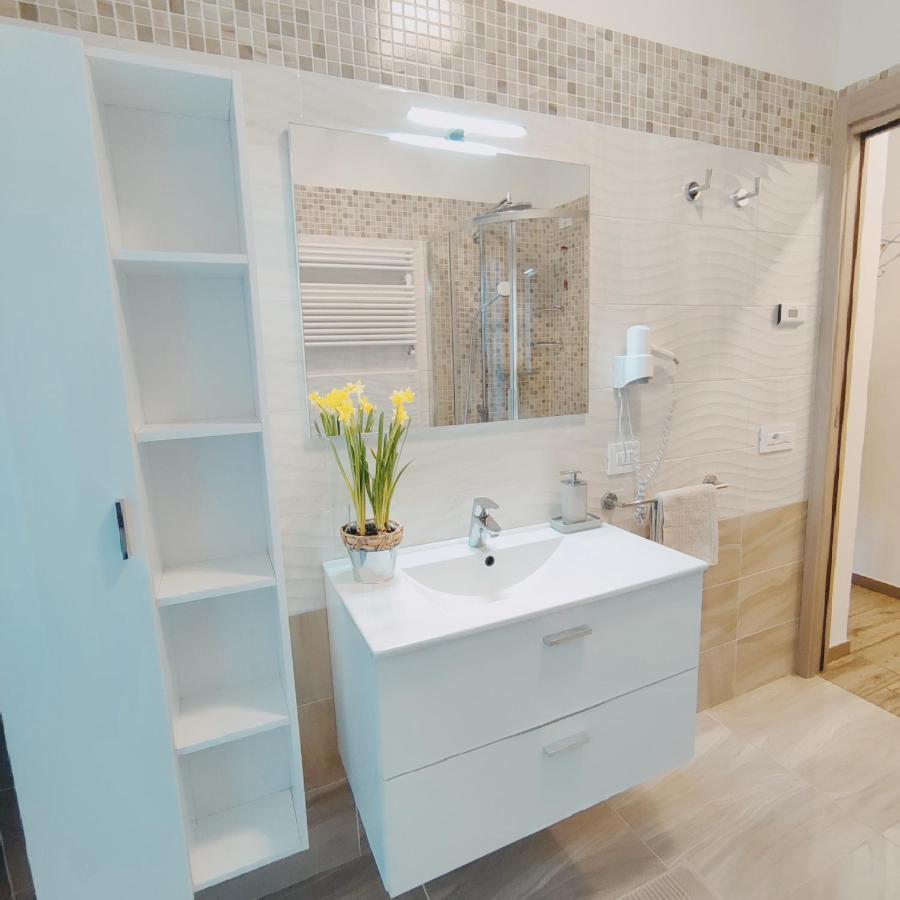 Casa Vacanze Da Marti Tirano Ngoại thất bức ảnh